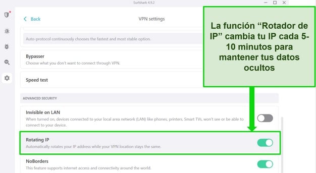 Captura de pantalla de la interfaz de Windows de Surfshark que muestra la rotación de IP activada