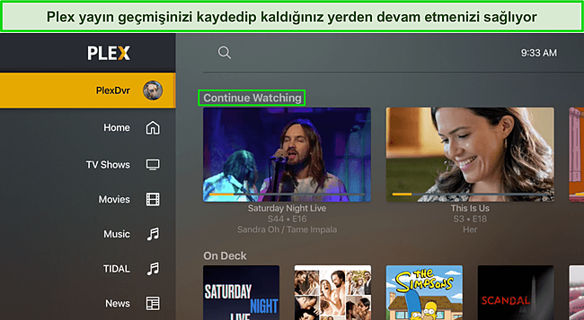 Plex'in ana sayfasının ve kontrol panelinin ekran görüntüsü.