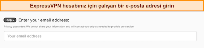E-posta giriş kutusunu gösteren ExpressVPN'in kayıt sayfasının resmi.