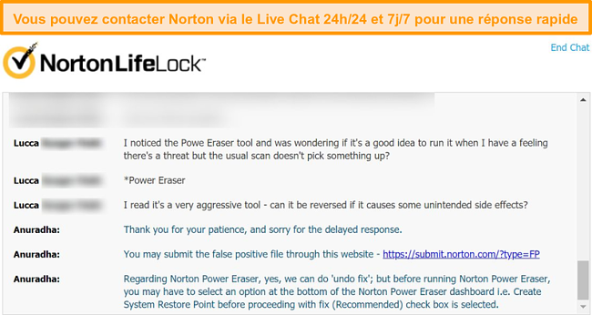 Capture d'écran d'une conversation avec un agent du support client Norton via le chat en direct.