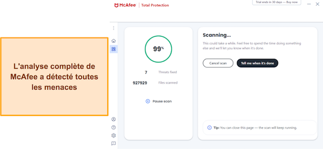 Capture d'écran montrant McAfee exécutant son analyse complète