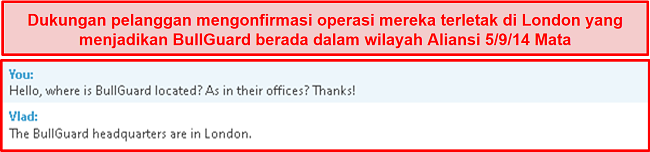 Tangkapan layar obrolan dukungan pelanggan yang mengklarifikasi operasi basis mereka berada di London