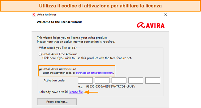 Screenshot della procedura guidata di installazione di Avira che richiede il codice di attivazione
