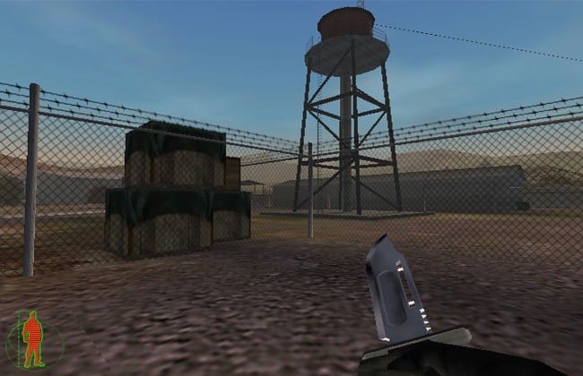 Zrzut ekranu widoku pierwszej osoby w grze Project IGI