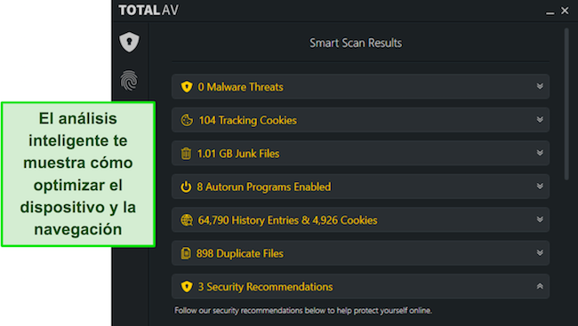 Captura de pantalla del análisis inteligente de TotalAV que identifica problemas de optimización