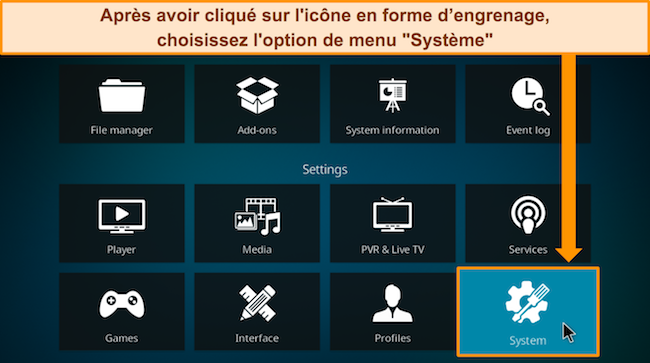 Image de l'écran Système de Kodi, montrant les différentes options et dirigeant l'utilisateur vers le menu 