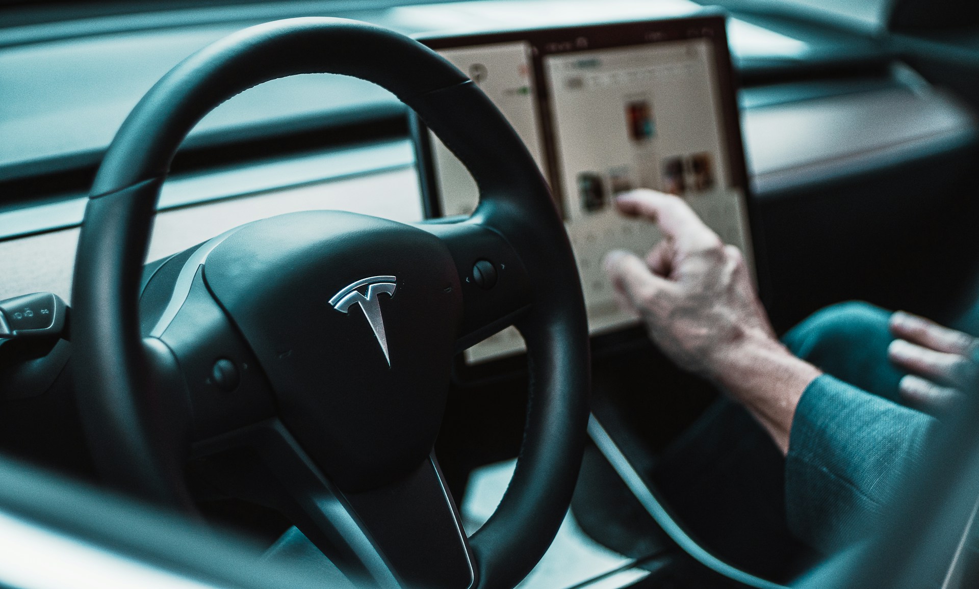 Tesla Investors Left in the Dark Over $25,000 Car Project